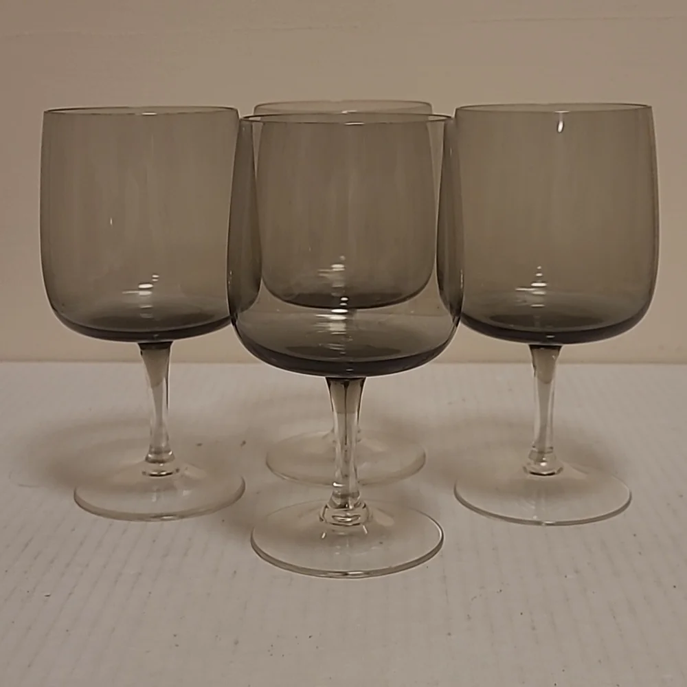 Set of 4 Beautiful Smoke Gray Stemware